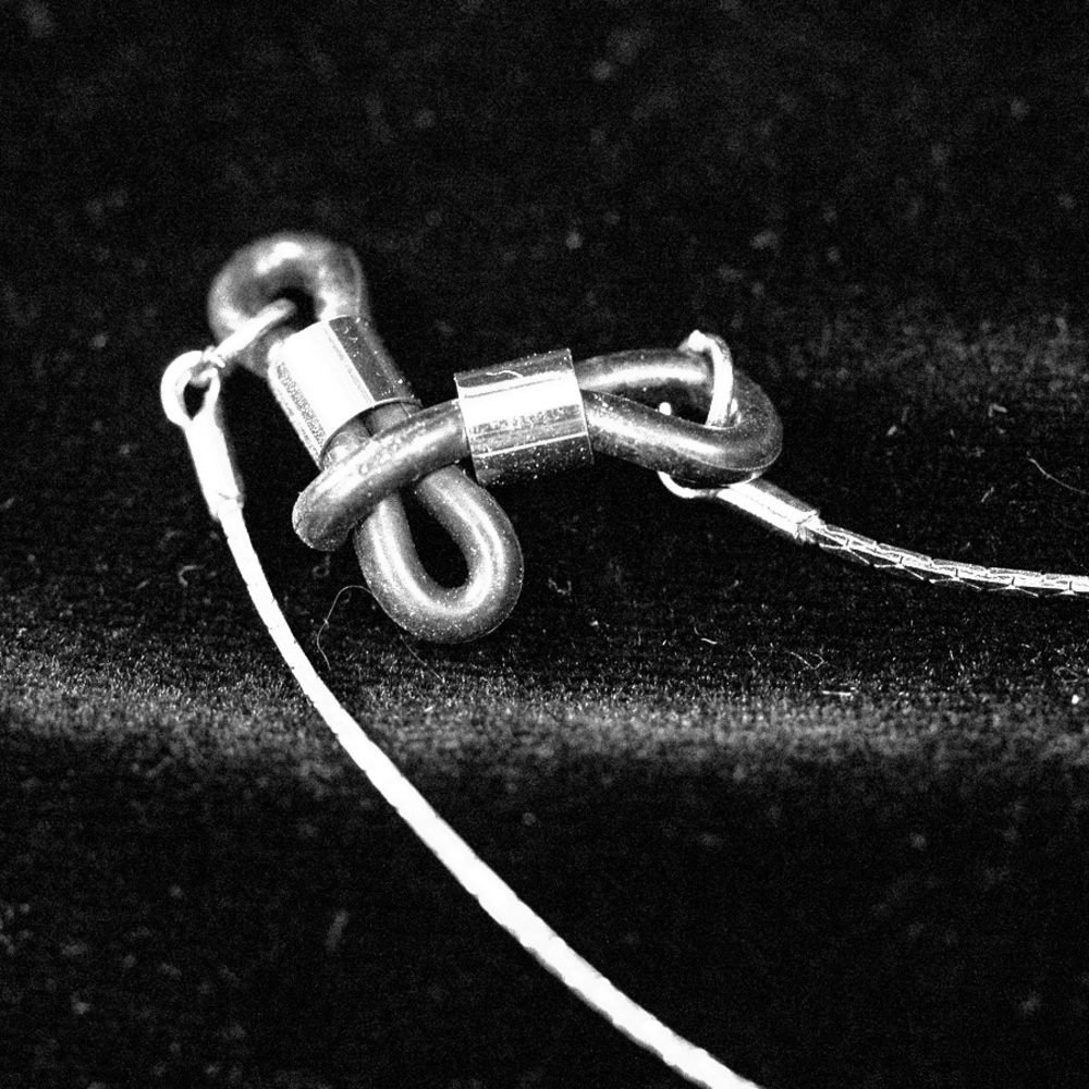 Eyeglass holder necklace